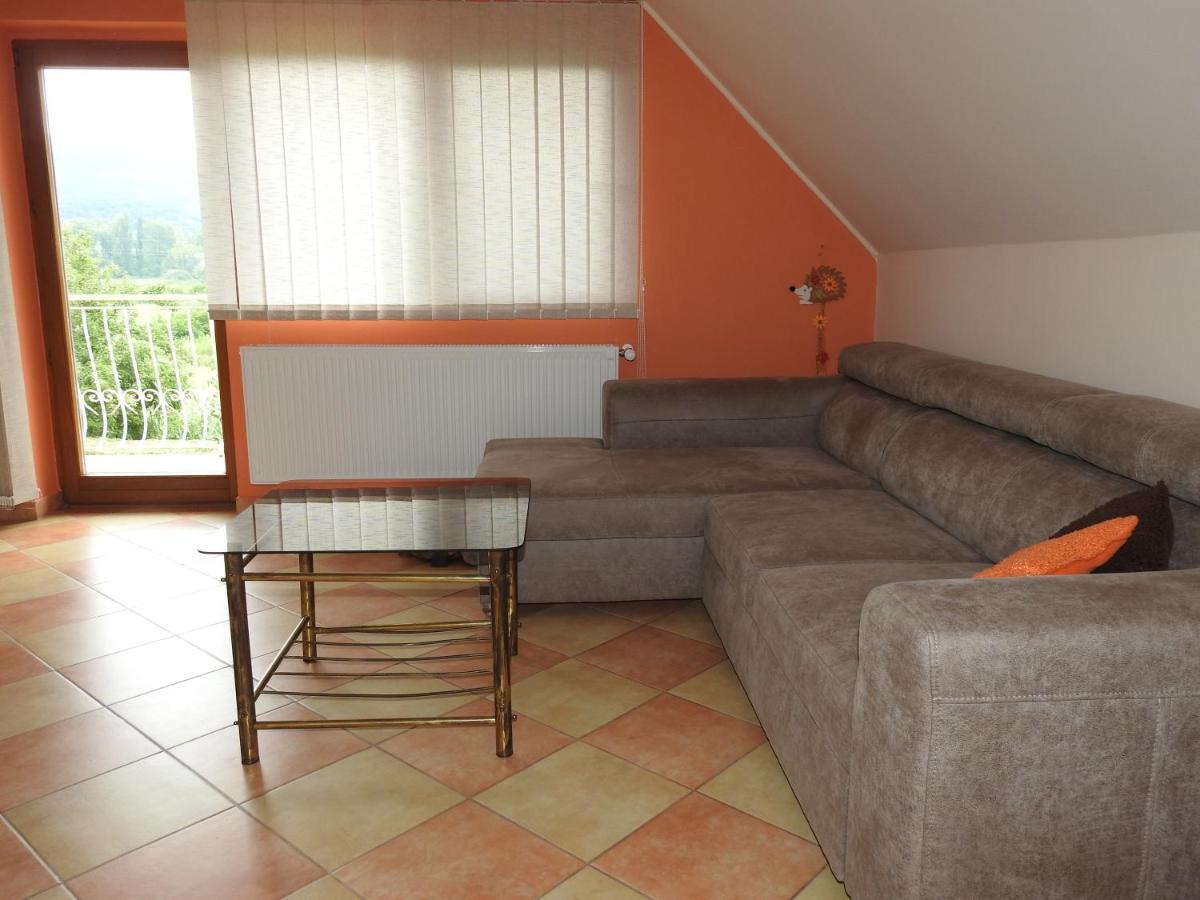 Petra Apartmanház Badacsonytomaj Esterno foto
