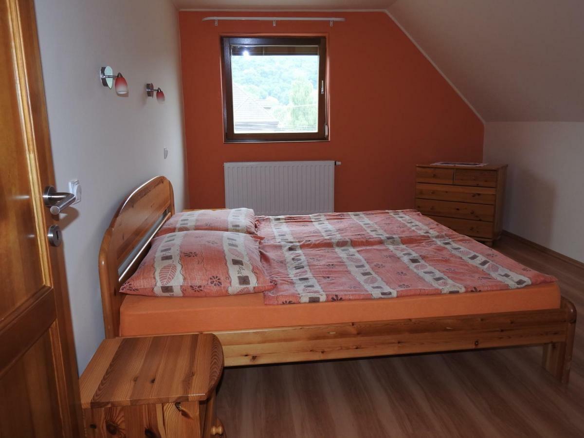 Petra Apartmanház Badacsonytomaj Esterno foto